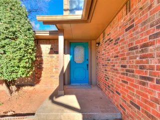 Sold home at 113 Woodbridge Circle