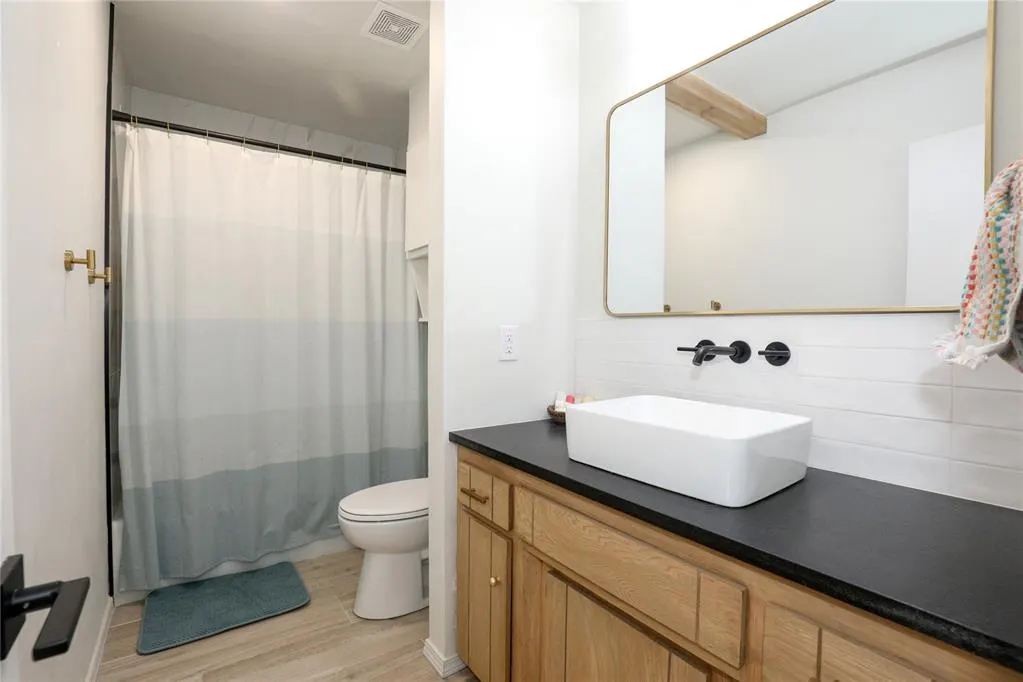 Photo 31 — 606 N Country Club Terrace, Mustang, OK 73064