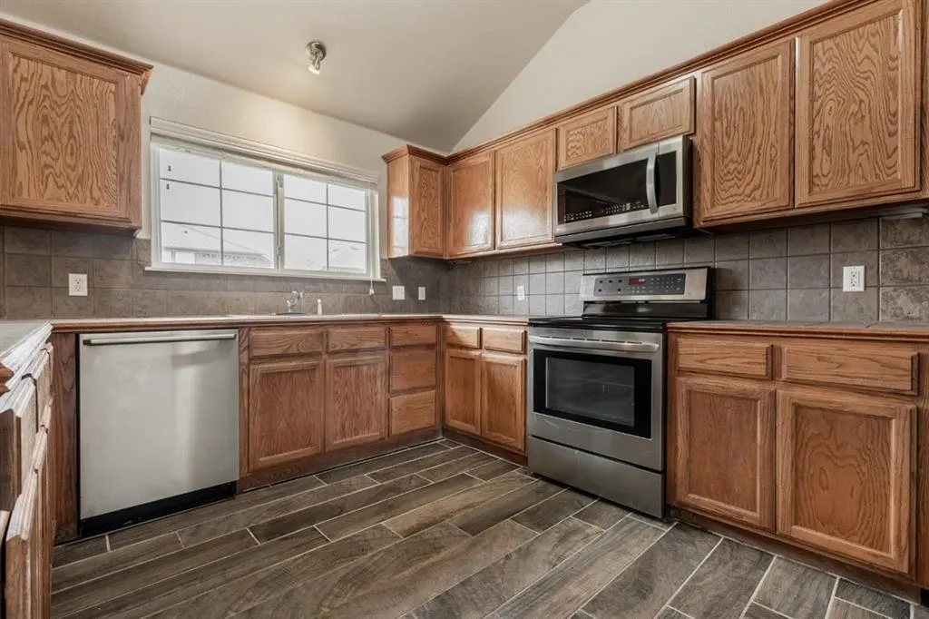 Photo 4 — 15937 Katie Ridge Drive, Edmond, OK 73013