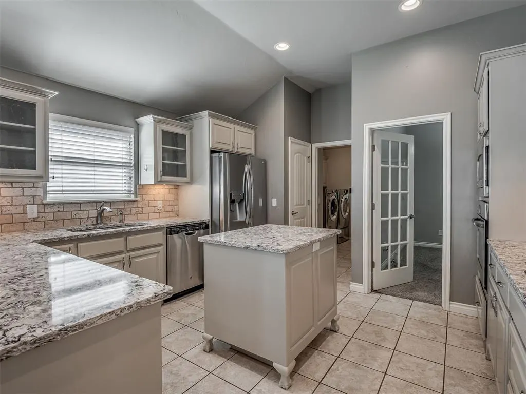Photo 12 — 3805 Kings Canyon Road, Norman, OK 73071