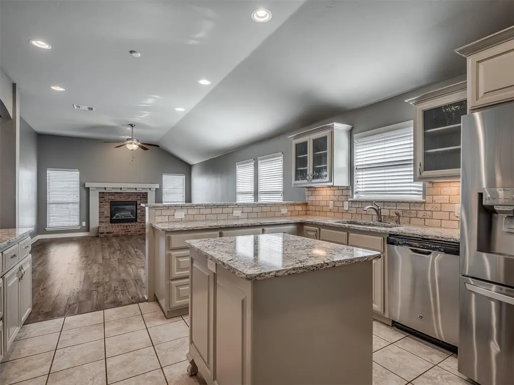 Photo 16 — 3805 Kings Canyon Road, Norman, OK 73071
