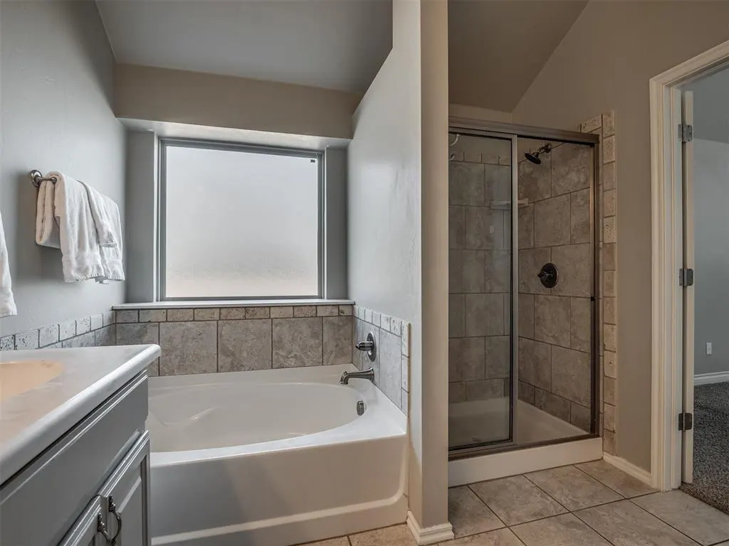 Photo 24 — 3805 Kings Canyon Road, Norman, OK 73071