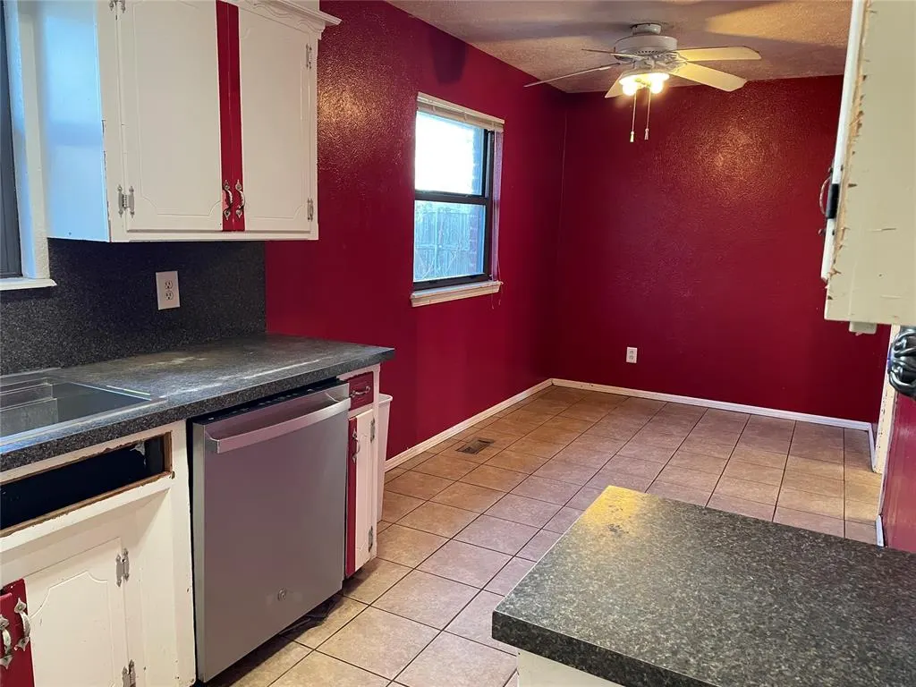 Photo 5 — 7709 NW 26th Street, Bethany, OK 73008