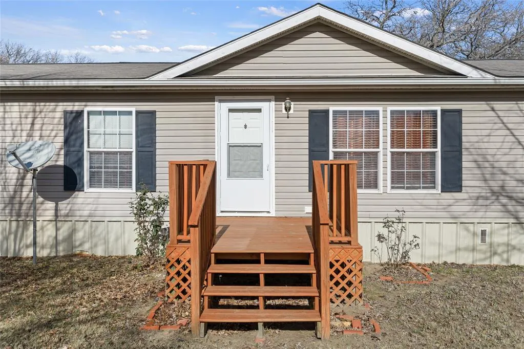 Photo 3 — 2900 Anshultz Road, Wilson, OK 73463