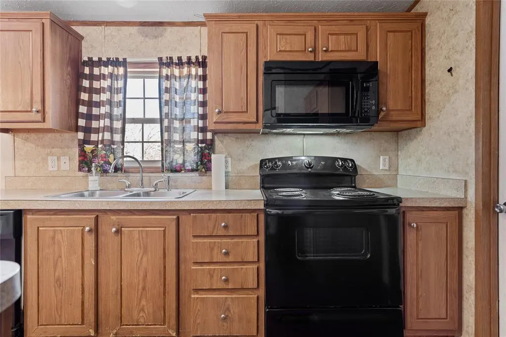Photo 12 — 2900 Anshultz Road, Wilson, OK 73463