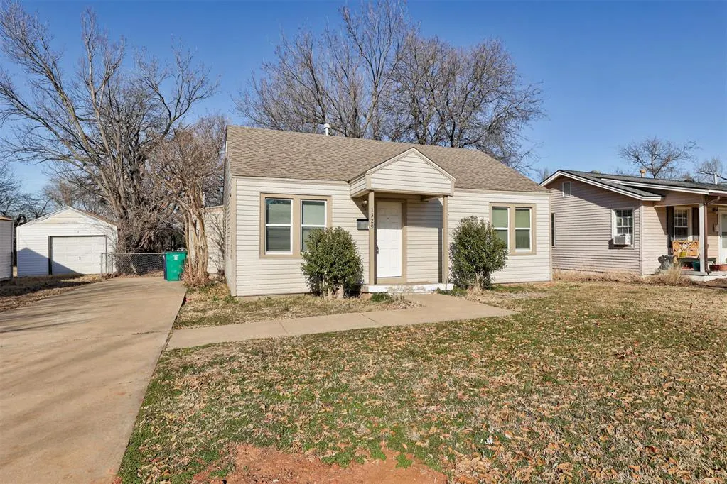 Photo 2 — 1329 NW 95th Street, Oklahoma City, OK 73114