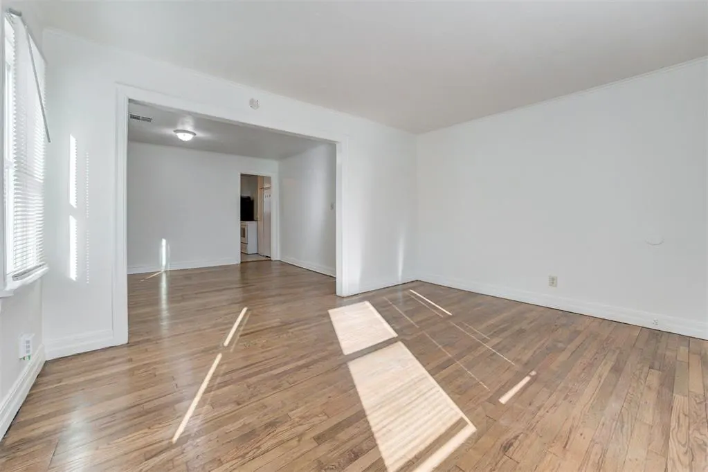 Photo 8 — 1329 NW 95th Street, Oklahoma City, OK 73114