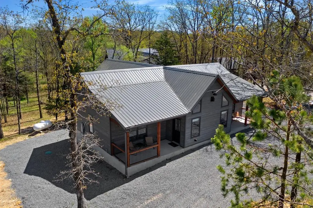 Front exterior — 772 Hickory Post Road, Broken Bow, OK 74728