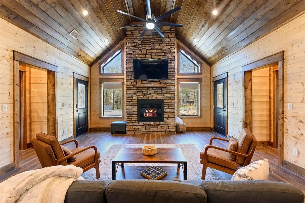 Photo 6 — 772 Hickory Post Road, Broken Bow, OK 74728