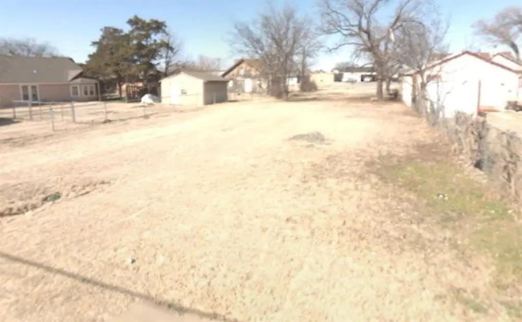 Front exterior — 2010 SW A Avenue, Lawton, OK 73501