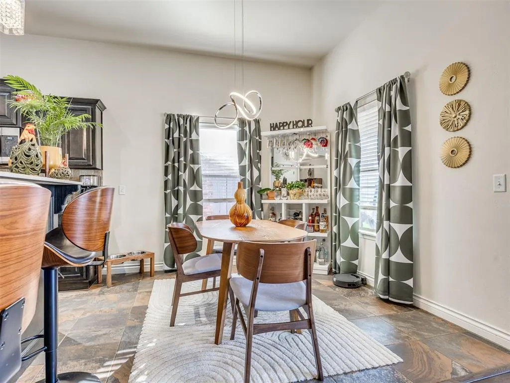 Photo 8 — 2706 Trailwood Drive, Norman, OK 73069