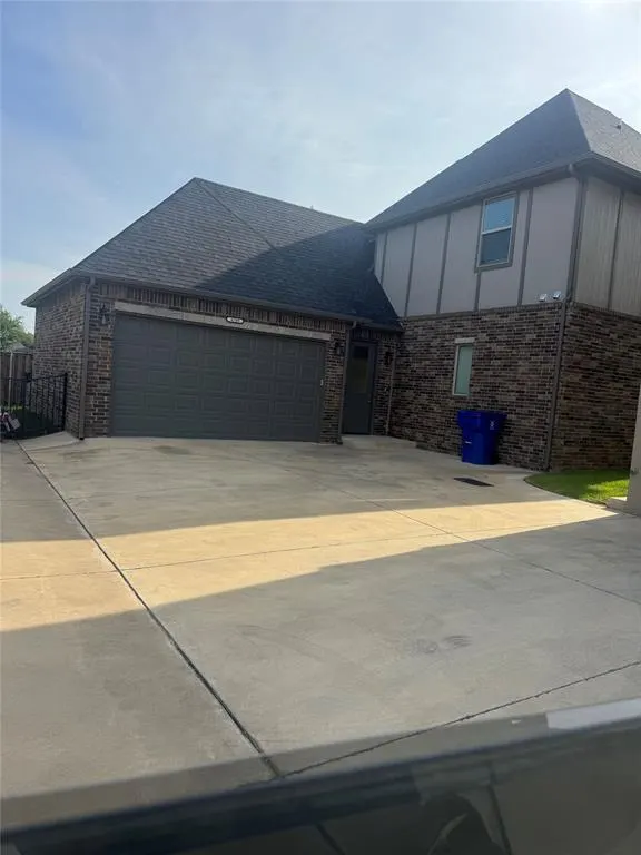 Front exterior — 4709 Enclave Place, Norman, OK 73072