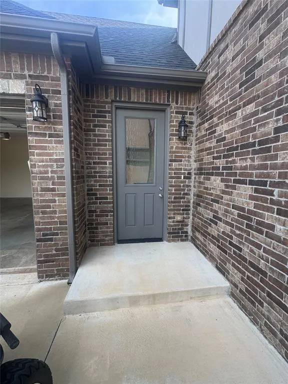 Photo 2 — 4709 Enclave Place, Norman, OK 73072