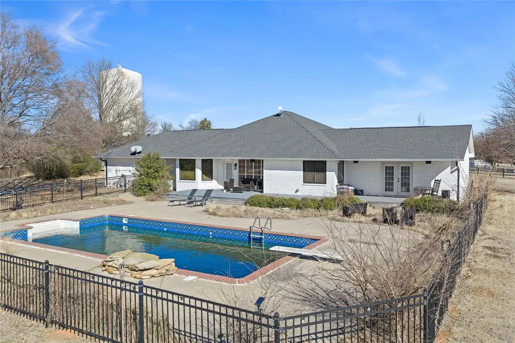 Photo 29 — 16070 N County Road 3264 Valley, Pauls Valley, OK 73075