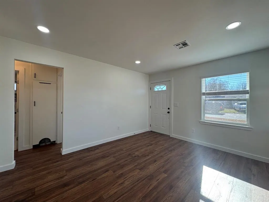 Photo 8 — 809 Procter Place, Midwest City, OK 73110