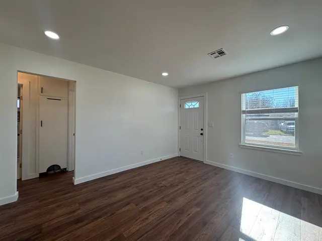 Photo 8 — 809 Procter Place, Midwest City, OK 73110