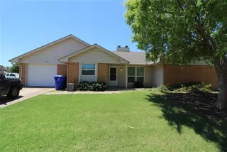 Sold home at 211 Skylark Court