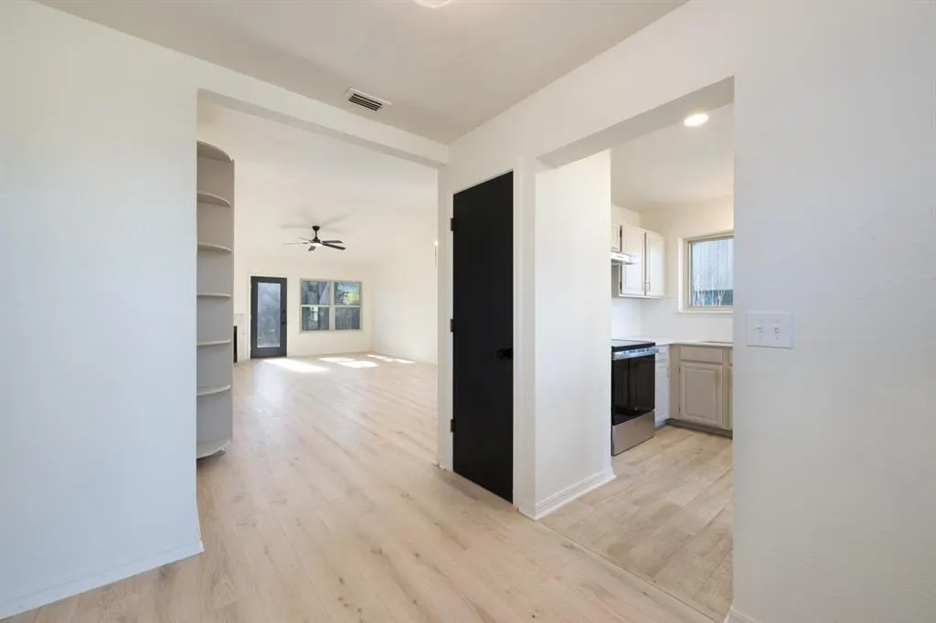 Photo 5 — 1804 Foxfire Road, Edmond, OK 73003