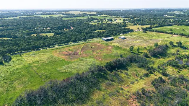 Photo 7 — 2460 S Anderson Road, Guthrie, OK 73044