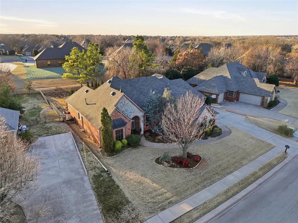 Photo 8 — 3101 Meriweather Road, Edmond, OK 73003