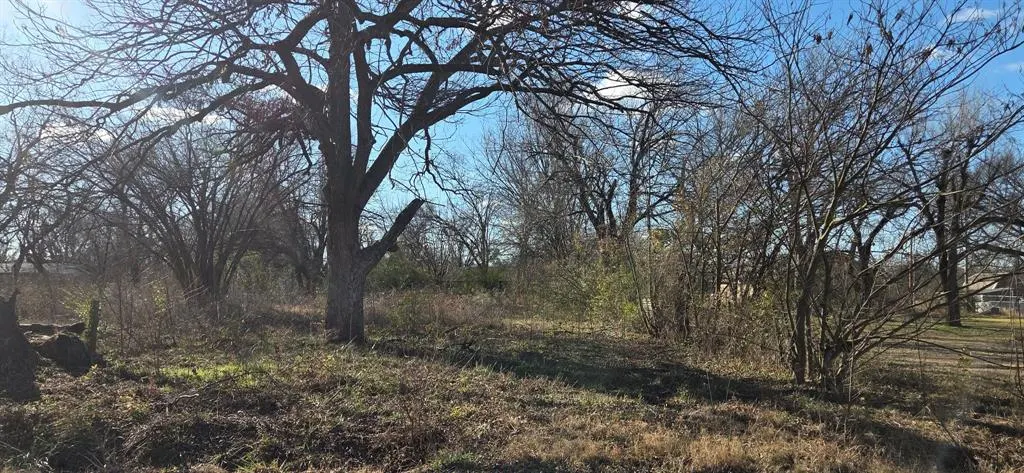 Photo 4 — 601 E Willow Street, Holdenville, OK 74848