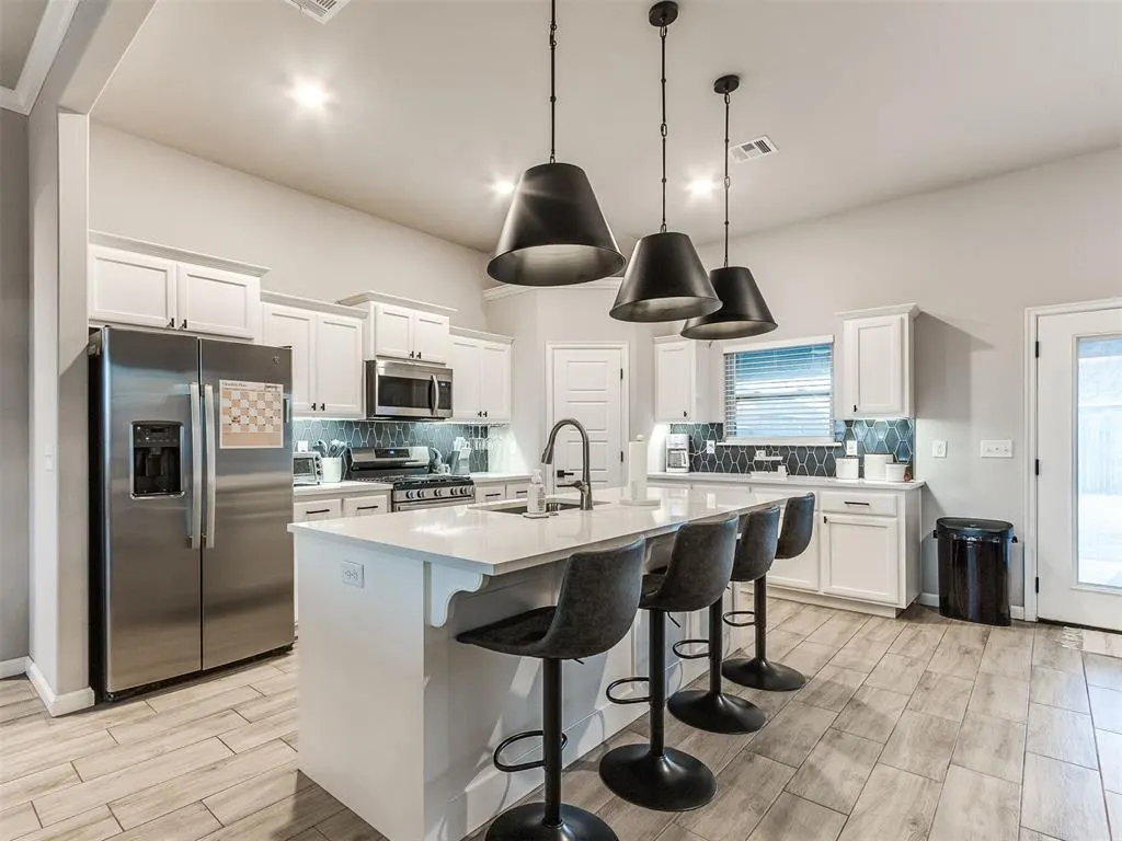 Photo 13 — 8605 NW 77th Place, Oklahoma City, OK 73132