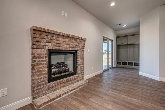 Photo 4 — 1924 Long Cove Avenue, Yukon, OK 73099