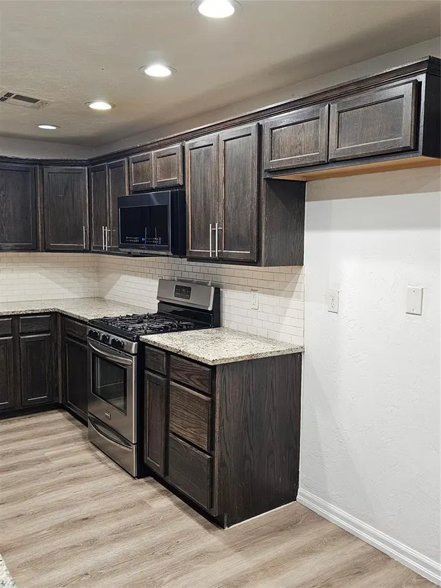 Photo 6 — 1222 Camden Way, Norman, OK 73069