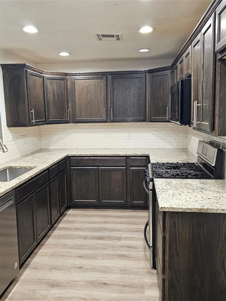Photo 7 — 1222 Camden Way, Norman, OK 73069