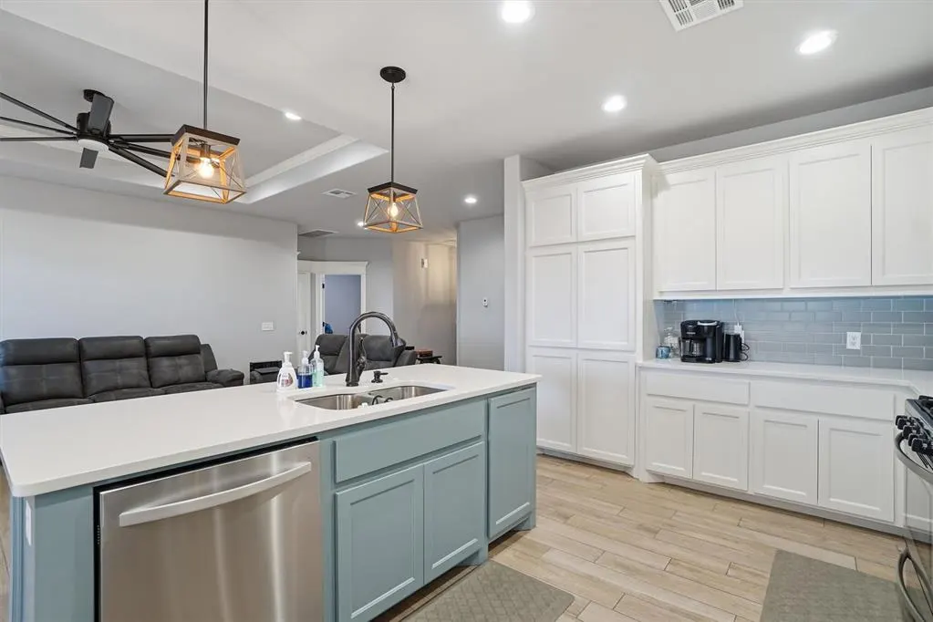 Photo 12 — 2112 Longhorn Trail, Altus, OK 73521