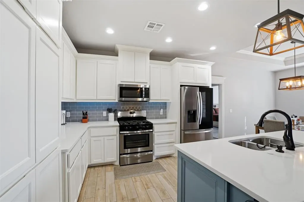 Photo 13 — 2112 Longhorn Trail, Altus, OK 73521