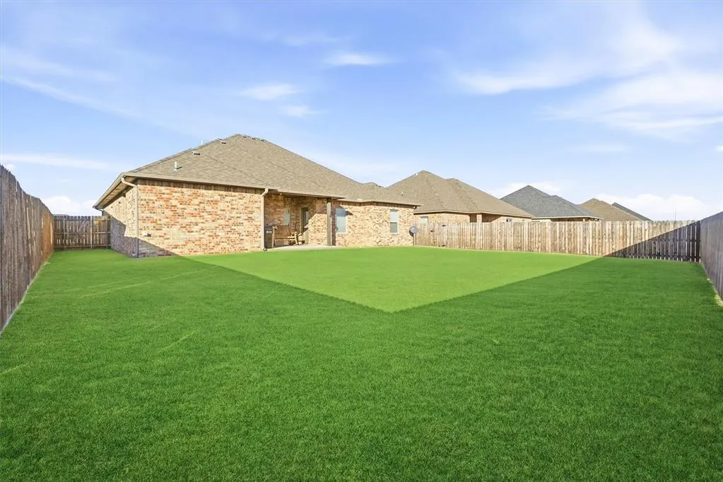 Photo 40 — 2112 Longhorn Trail, Altus, OK 73521