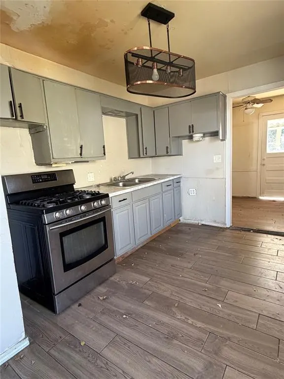 Photo 5 — 220 SE 53rd Street, Oklahoma City, OK 73129