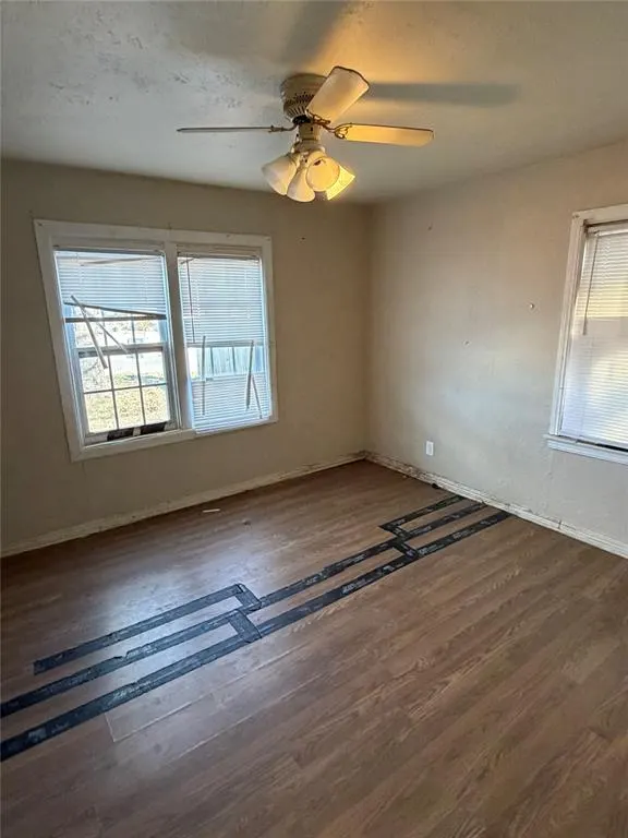 Photo 11 — 220 SE 53rd Street, Oklahoma City, OK 73129
