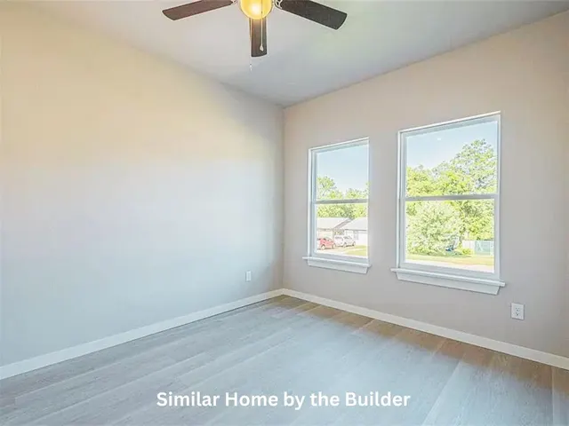 Photo 7 — 327 S Adyelotte Avenue, Shawnee, OK 74801