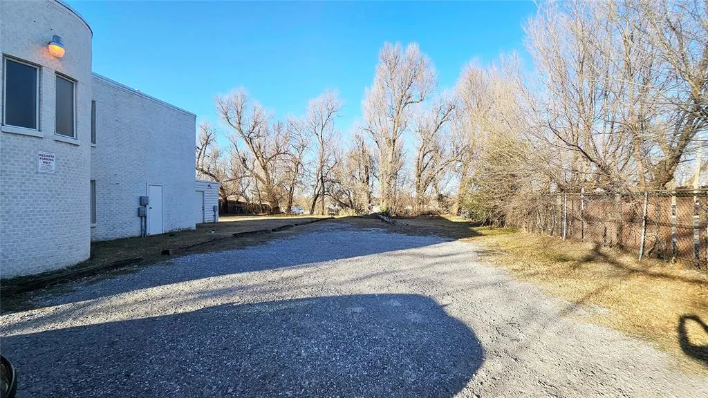 Photo 8 — 1133 N Purdue Avenue, Oklahoma City, OK 73127