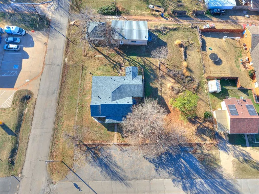 Photo 15 — 418 S 10th Street, Kingfisher, OK 73750