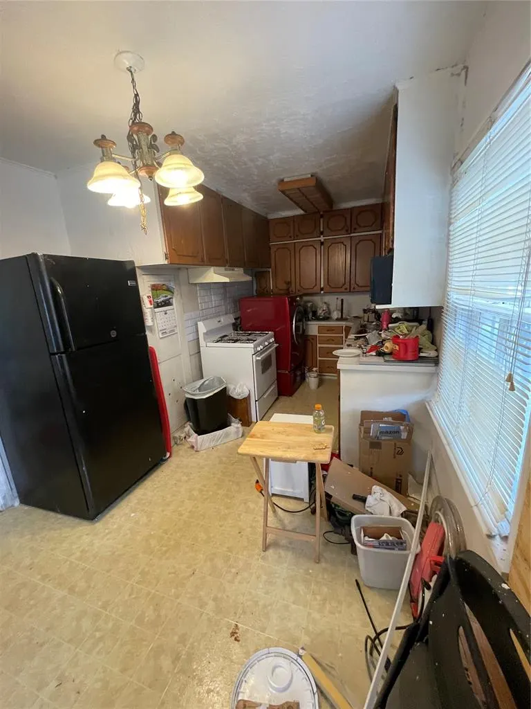 Photo 8 — 2216 SW 21st Street, Oklahoma City, OK 73108