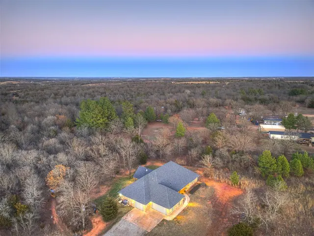 Photo 2 — 940908 S 3300 Road, Luther, OK 73054