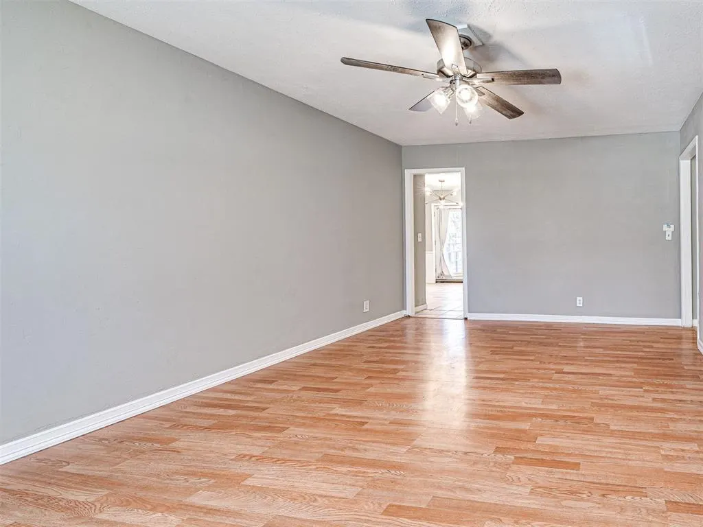 Photo 10 — 321 NW 80th Street, Oklahoma City, OK 73114