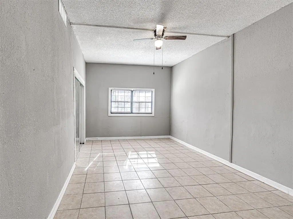Photo 16 — 321 NW 80th Street, Oklahoma City, OK 73114