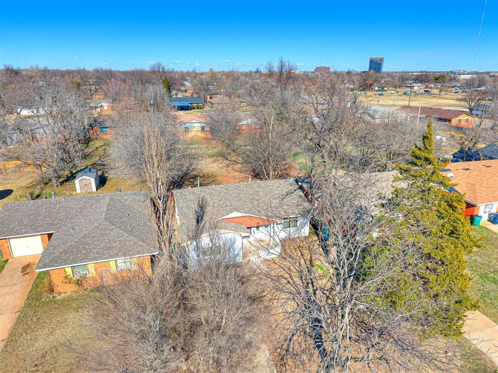 Photo 32 — 321 NW 80th Street, Oklahoma City, OK 73114