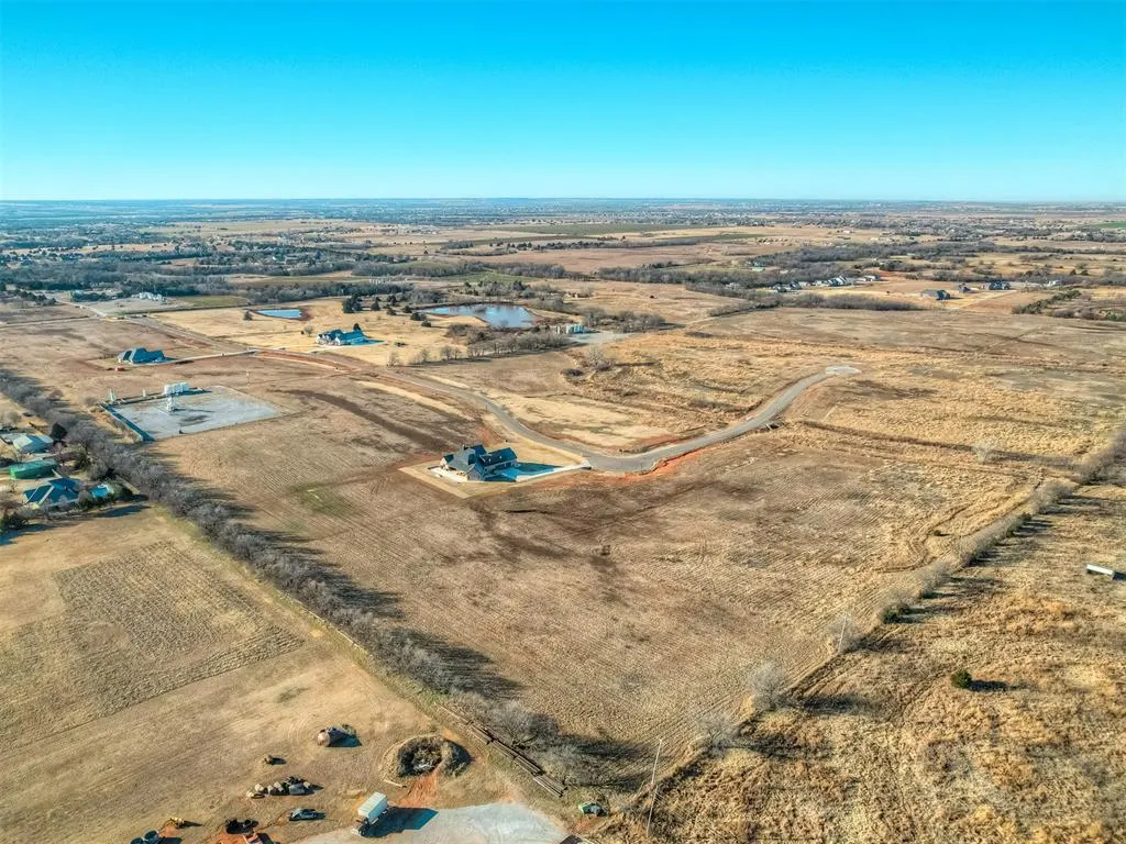 Photo 8 — 20720 E Rush Creek Road, Edmond, OK 73025