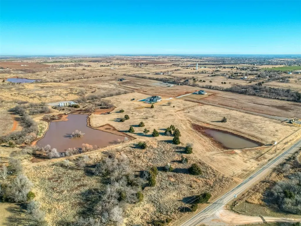 Photo 21 — 20720 E Rush Creek Road, Edmond, OK 73025