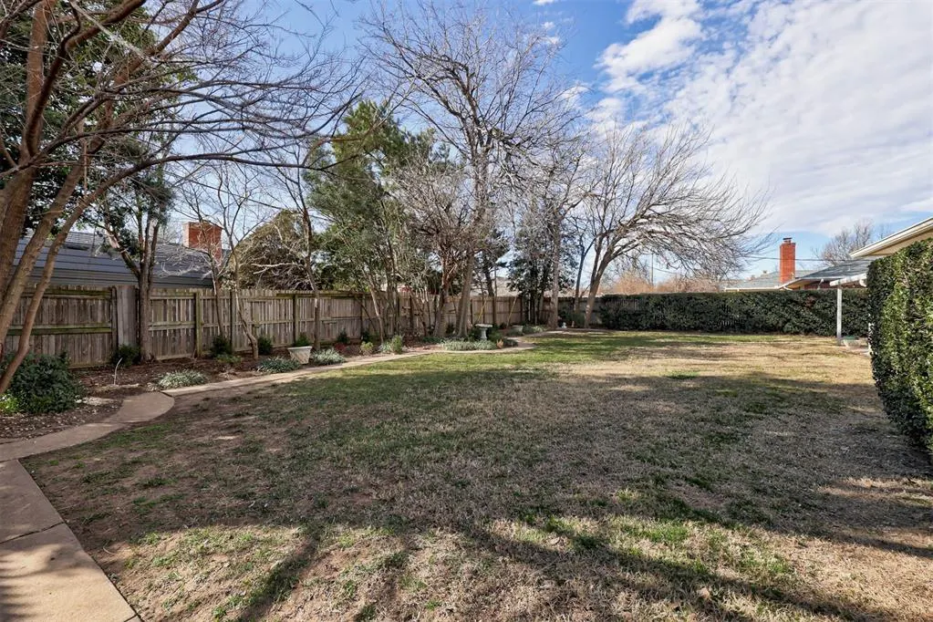 Photo 37 — 3404 NW 44th Street, Oklahoma City, OK 73112