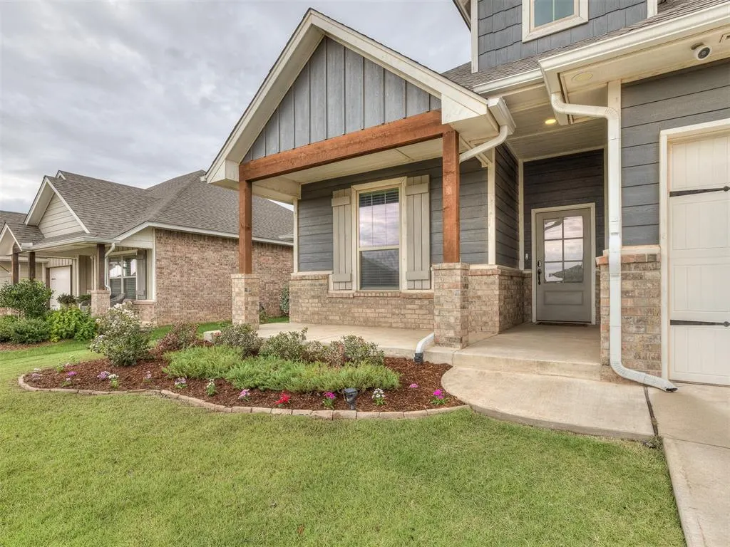 Photo 2 — 3706 Addison Avenue, Norman, OK 73072