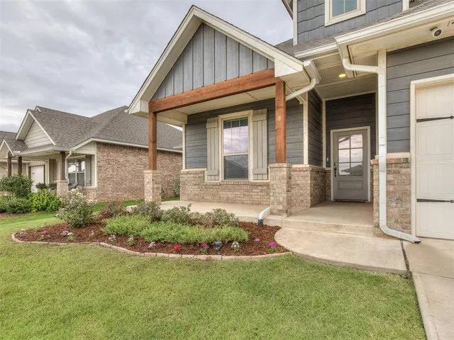 Photo 2 — 3706 Addison Avenue, Norman, OK 73072