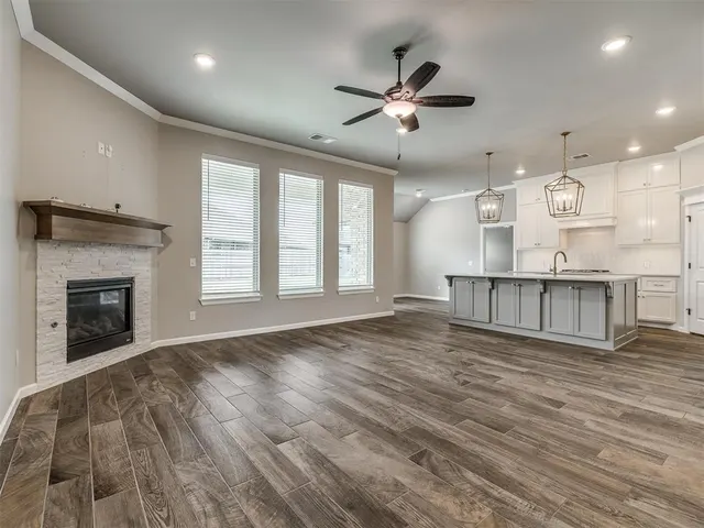 Photo 5 — 3706 Addison Avenue, Norman, OK 73072
