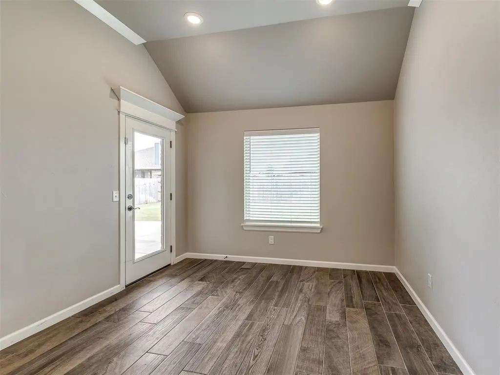Photo 16 — 3706 Addison Avenue, Norman, OK 73072