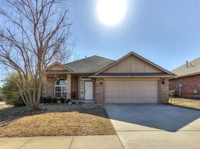 Front exterior — 1628 Chambers Street, Norman, OK 73071